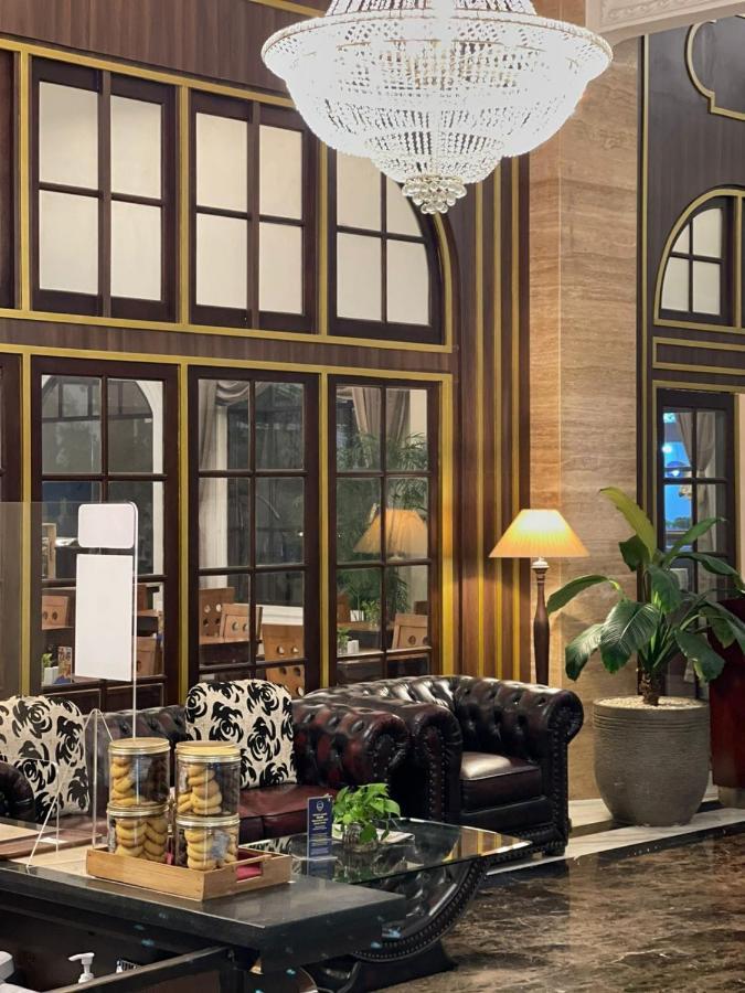 D'Senopati Malioboro Grand Hotel Yogyakarta Exterior foto