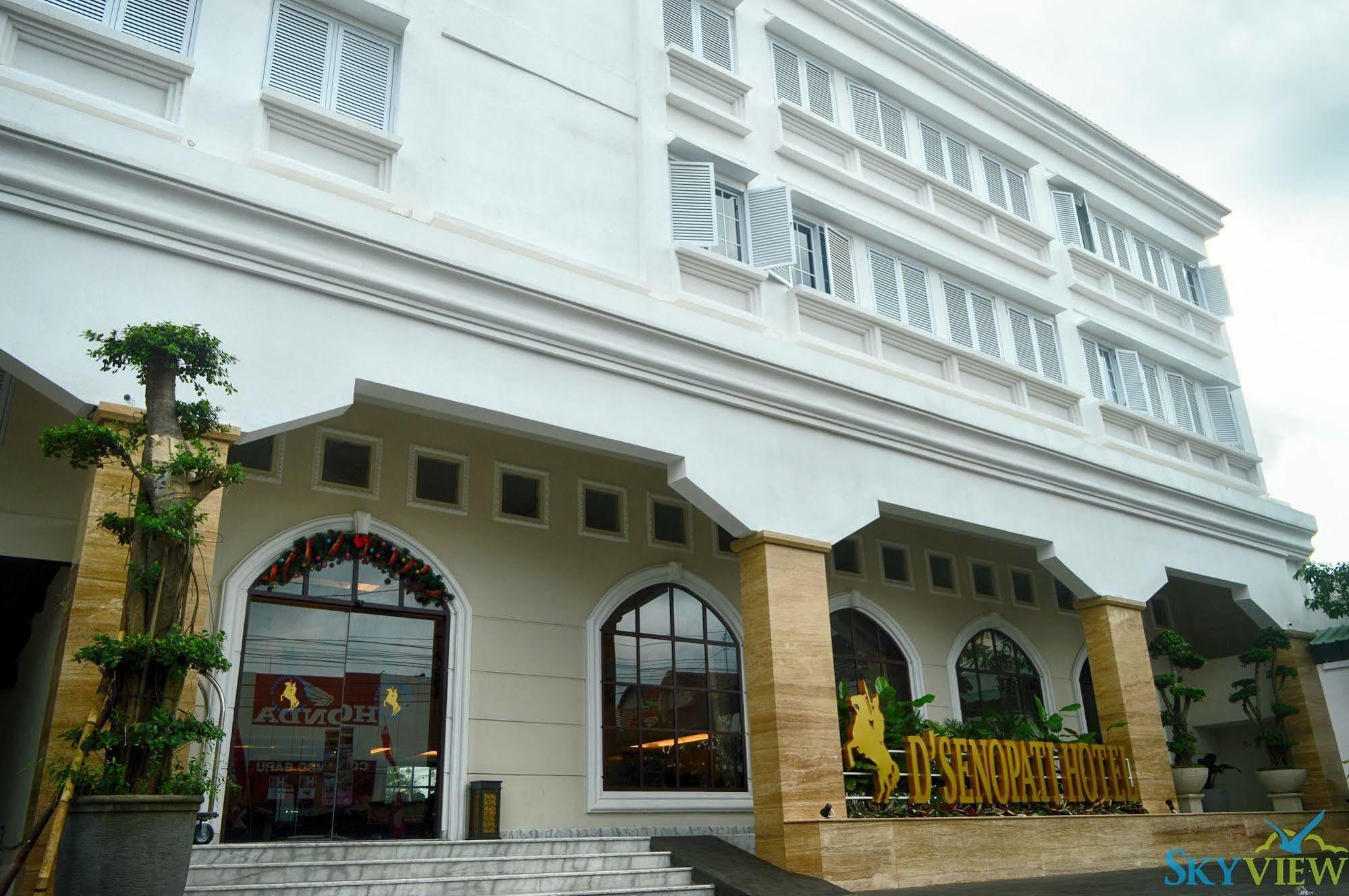 D'Senopati Malioboro Grand Hotel Yogyakarta Exterior foto